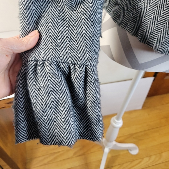 Womens Black Rivet Cropped Jacket Leopard print lining bell/fluted sleeve S Med - Picture 4 of 14